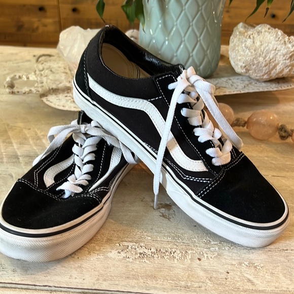 vans shoes $20 off